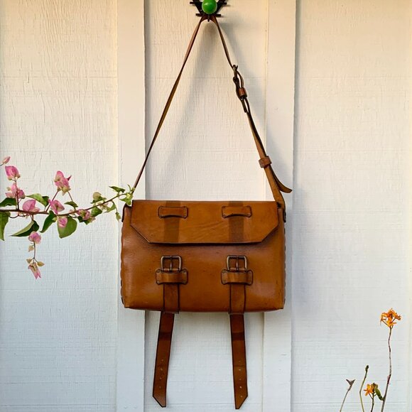 Vintage French leather briefcase messenger attache book bag - Picture 12 of 16